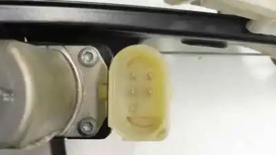Peça sobressalente para automóvel em segunda mão elevador de vidros traseiro direito por bmw serie 1 berlina 5p (f20) n47d16a referências oem iam 7242556  