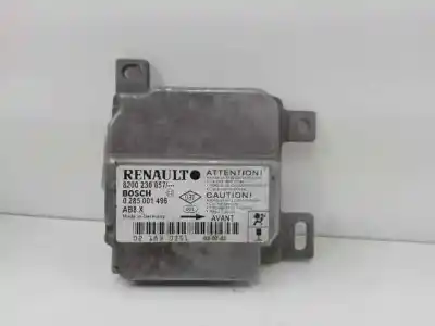 Pièce détachée automobile d'occasion BOITIER DE COMMANDE D'AIRBAG pour RENAULT CLIO II FASE II (B/CB0)  Références OEM IAM 8200230857  