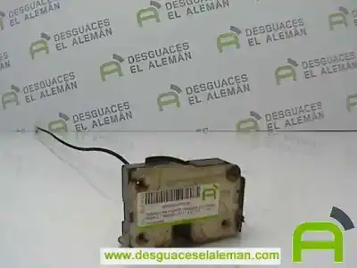 Автозапчастина б/у замок дверей заднього лівого для renault scenic (ja..) f9q744 посилання на oem iam 7700434602  