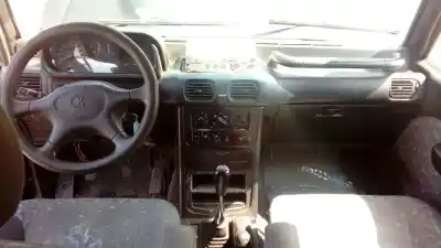 Автозапчастина б/у ліва фара для mitsubishi galloper (jk-01) 2.5 td intercooler посилання на oem iam hr804200  