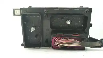 Second-hand car spare part fuse box unit for opel zafira / zafira family b (a05) 1.6 (m75) oem iam references 13285620m  