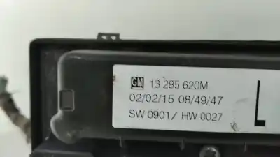 Second-hand car spare part fuse box unit for opel zafira / zafira family b (a05) 1.6 (m75) oem iam references 13285620m  
