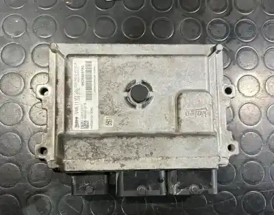 Recambio de automóvil de segunda mano de CENTRALITA MOTOR UCE para CITROEN C3 ZM01 referencias OEM IAM 9805895780  