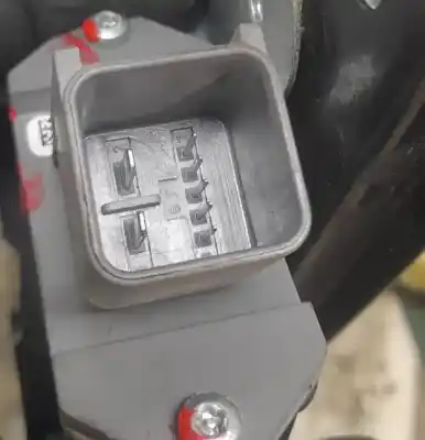 Peça sobressalente para automóvel em segunda mão elevador de vidros dianteiro direito por opel astra j berlina 5p a20dth referências oem iam 912049106  