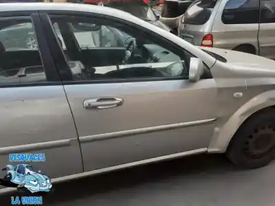 Second-hand car spare part front right door for daewoo lacetti se oem iam references 