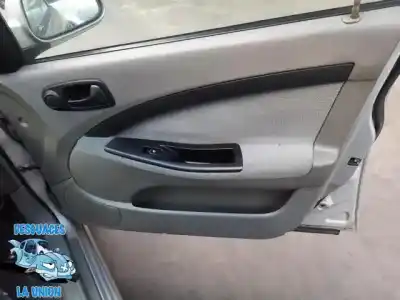 Second-hand car spare part right front door trim for daewoo lacetti se oem iam references 