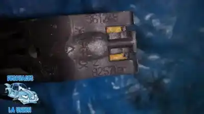 Second-hand car spare part exterior right rear door handle for renault laguna iii dynamique tomtom oem iam references 8257ler