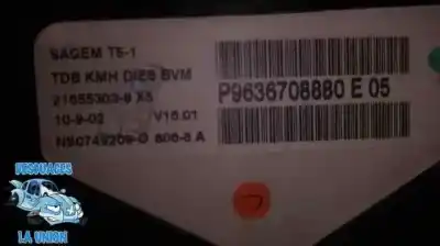 Автозапчастина б/у панель інструментів для peugeot 307 break / sw (s1) break xr посилання на oem iam 9636708880 e  9636708880e