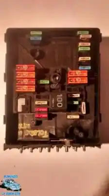 Peça sobressalente para automóvel em segunda mão caixa de fusíveis e relés por seat toledo iii (5p2) 1.9 tdi referências oem iam 1k0937125