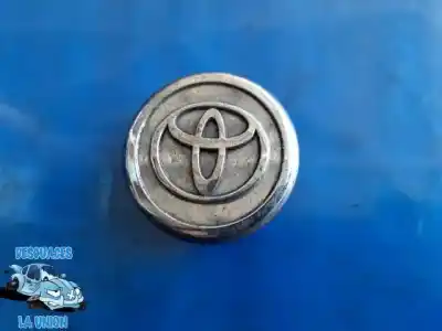 Peça sobressalente para automóvel em segunda mão tampa de jante por toyota auris luna referências oem iam 426030f010