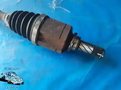 Second-hand car spare part front left transmission for renault megane iii berlina 5 p dynamique oem iam references 8200847584