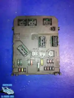Second-hand car spare part fuse box unit for peugeot 206 berlina xt oem iam references 9649627880