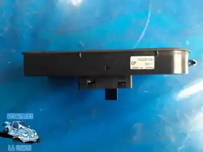 Tweedehands auto-onderdeel schakelaar rechts voor ruit voor opel zafira b enjoy oem iam-referenties 13228709 cf