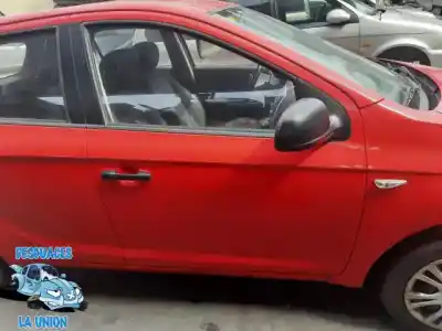 Peça sobressalente para automóvel em segunda mão elevador de vidros dianteiro direito por hyundai i20 style referências oem iam 