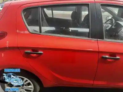 Peça sobressalente para automóvel em segunda mão elevador de vidros traseiro direito por hyundai i20 style referências oem iam 