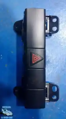 Second-hand car spare part hazard warning lights for dodge caliber sxt oem iam references 0177 / 12861857