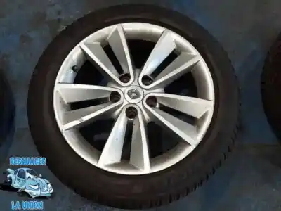Pièce détachée automobile d'occasion jeu de jantes pour renault megane iii berlina 5 p expression 131 cv / 96 kw références oem iam r17 205 50 r17 205 50 17 michelin