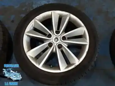 Pièce détachée automobile d'occasion jeu de jantes pour renault megane iii berlina 5 p expression 131 cv / 96 kw références oem iam r17 205 50 r17 205 50 17 michelin