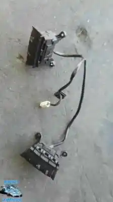 Peça sobressalente para automóvel em segunda mão comandos do volante por ford focus berlina (cap) ambiente (d) referências oem iam 4m5t9e740 aa