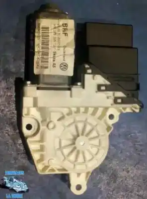 Tweedehands auto-onderdeel ACHTER RAAMMOTOR RECHTS voor SKODA OCTAVIA BERLINA (1Z3)  OEM IAM-referenties 1K0959704 J SK2 / 1K0959704 JSK2 1K0959704J SK2 / BRF 995933-353 / 995933 353 / 995933353