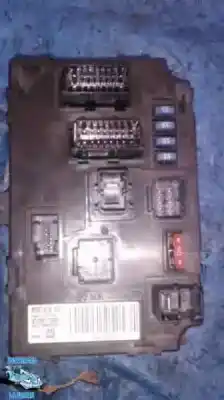Peça sobressalente para automóvel em segunda mão caixa de fusíveis e relés por peugeot 407 st confort referências oem iam 9656148080