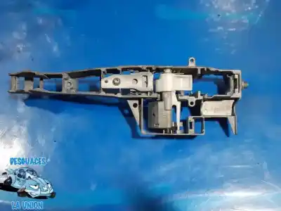 Pezzo di ricambio per auto di seconda mano maniglia esterna anteriore sinistra per peugeot 5008 active riferimenti oem iam 9684560080