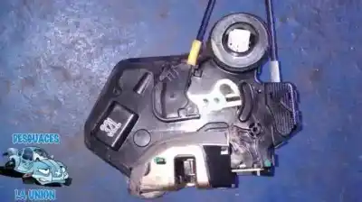 Peça sobressalente para automóvel em segunda mão fechadura da porta traseira esquerda por toyota corolla (e12) 2.0 d-4d sol berlina referências oem iam 