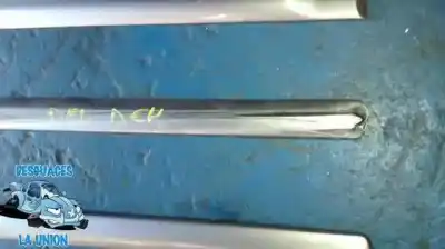 Peça sobressalente para automóvel em segunda mão molduras traseiras por toyota corolla (e12) 2.0 d-4d sol berlina referências oem iam 