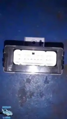 Second-hand car spare part electronic module for toyota corolla (e12) 2.0 d-4d sol berlina oem iam references 8865002380  