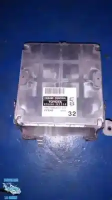 Peça sobressalente para automóvel em segunda mão centralina de motor uce por toyota corolla (e12) 2.0 d-4d sol berlina referências oem iam 8966602320