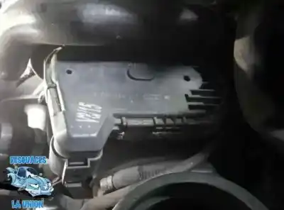 Автозапчастина б/у коробка метелика для audi a8 (d2) 4.2 v8 40v посилання на oem iam 077133062 a
