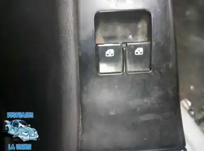 Second-hand car spare part left front door for kia pro_cee´d active oem iam references   