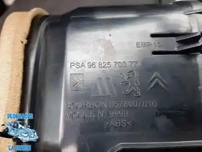 Pezzo di ricambio per auto di seconda mano griglia di aerazione per citroen c3 picasso exclusive riferimenti oem iam 9682570377  