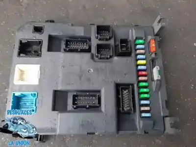 Peça sobressalente para automóvel em segunda mão caixa de fusíveis e relés por citroen c3 picasso exclusive referências oem iam 9666952380  