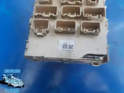 Peça sobressalente para automóvel em segunda mão CAIXA DE FUSÍVEIS E RELÉS por TOYOTA YARIS (NCP1/NLP1/SCP1)  Referências OEM IAM PPT20GF10  253231