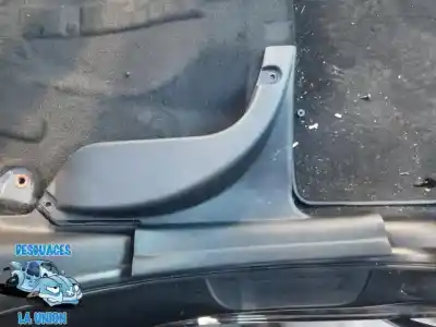 Second-hand car spare part decorative moulding for kia cee´d business oem iam references 85885a2010