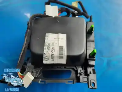 Peça sobressalente para automóvel em segunda mão moldagem por kia cee´d business referências oem iam 2943744 84631a2300 294374484631a2300 / 294374684631a2200 2943746 84631a2200