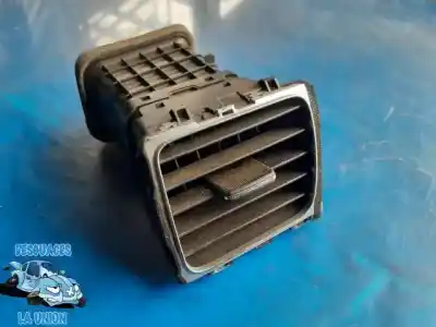 Second-hand car spare part air ventilation grille for kia cee´d business oem iam references 97490a2000