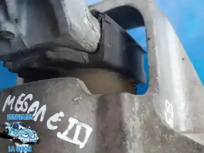 Second-hand car spare part right engine support for renault megane iii berlina 5 p dynamique oem iam references 112100020r