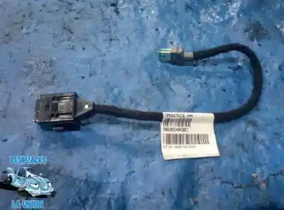 Peça sobressalente para automóvel em segunda mão FIO por PEUGEOT 308  Referências OEM IAM 9806048080  