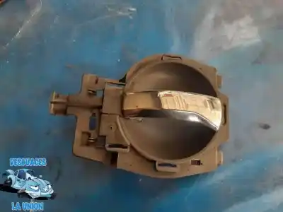 Second-hand car spare part interior right front handle for citroen c2 sx oem iam references 9680187777 9647164477 / 9680637377 9647164377