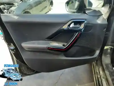 Peça sobressalente para automóvel em segunda mão forra / revestimento da porta dianteira esquerda por peugeot 208 gt line referências oem iam   