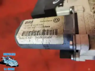 Peça sobressalente para automóvel em segunda mão elevador de vidros traseiro direito por seat toledo iii (5p2) 2.0 tdi 16v referências oem iam 1k0959704m
