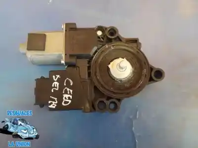 Second-hand car spare part left front window motor for kia cee´d business oem iam references 82450a2010  