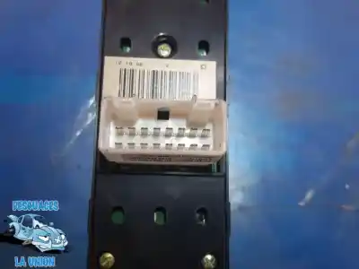 Автозапчасти б/у ВЫКЛЮЧАТЕЛЬ ЛЕВОГО ПЕРЕДНЕГО ОКНА за KIA CEE'D FASTBACK (ED)  ссылки OEM IAM 369490  935701H120