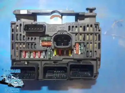 Recambio de automóvil de segunda mano de caja reles / fusibles para citroen c4 coupe collection referencias oem iam l04 00 650ck / l0400 s118983004q
