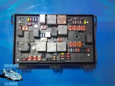 Second-hand car spare part fuse box unit for opel astra j lim. selective oem iam references 13343766 rx 13343766rx / 1110087 ac 1110087ac
