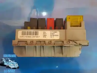 Recambio de automóvil de segunda mano de caja reles / fusibles para lancia ypsilon (101) 1.2 16v cat 80 cv / 59 kw referencias oem iam 51724661  