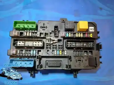 Recambio de automóvil de segunda mano de CAJA RELES / FUSIBLES para OPEL ZAFIRA B DESDE 07/2005 HASTA 09/2014  referencias OEM IAM 13206759  5DK00866952