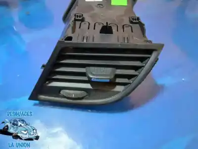 Peça sobressalente para automóvel em segunda mão grelha de ventilação tablier por opel zafira (c) innovation start/stop referências oem iam 364719583